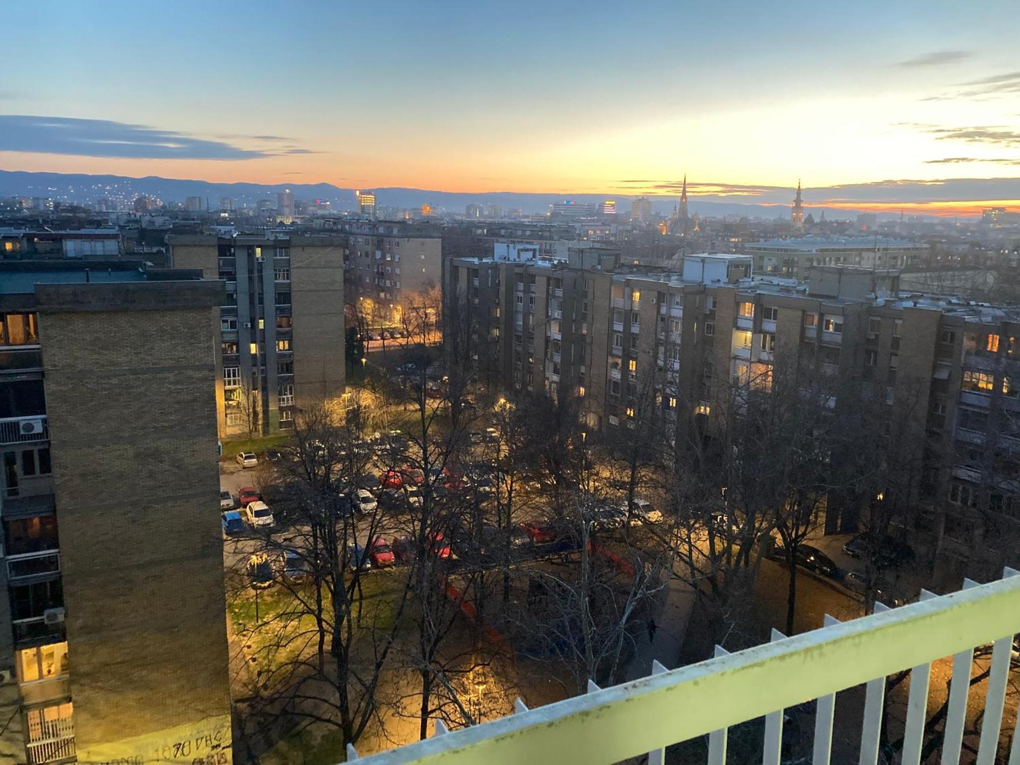 Apartman Bane 021 Novi Sad Bagian luar foto